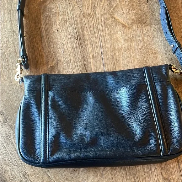 Tory Burch Amanda fold over crossbody bag - Picture 4 of 4